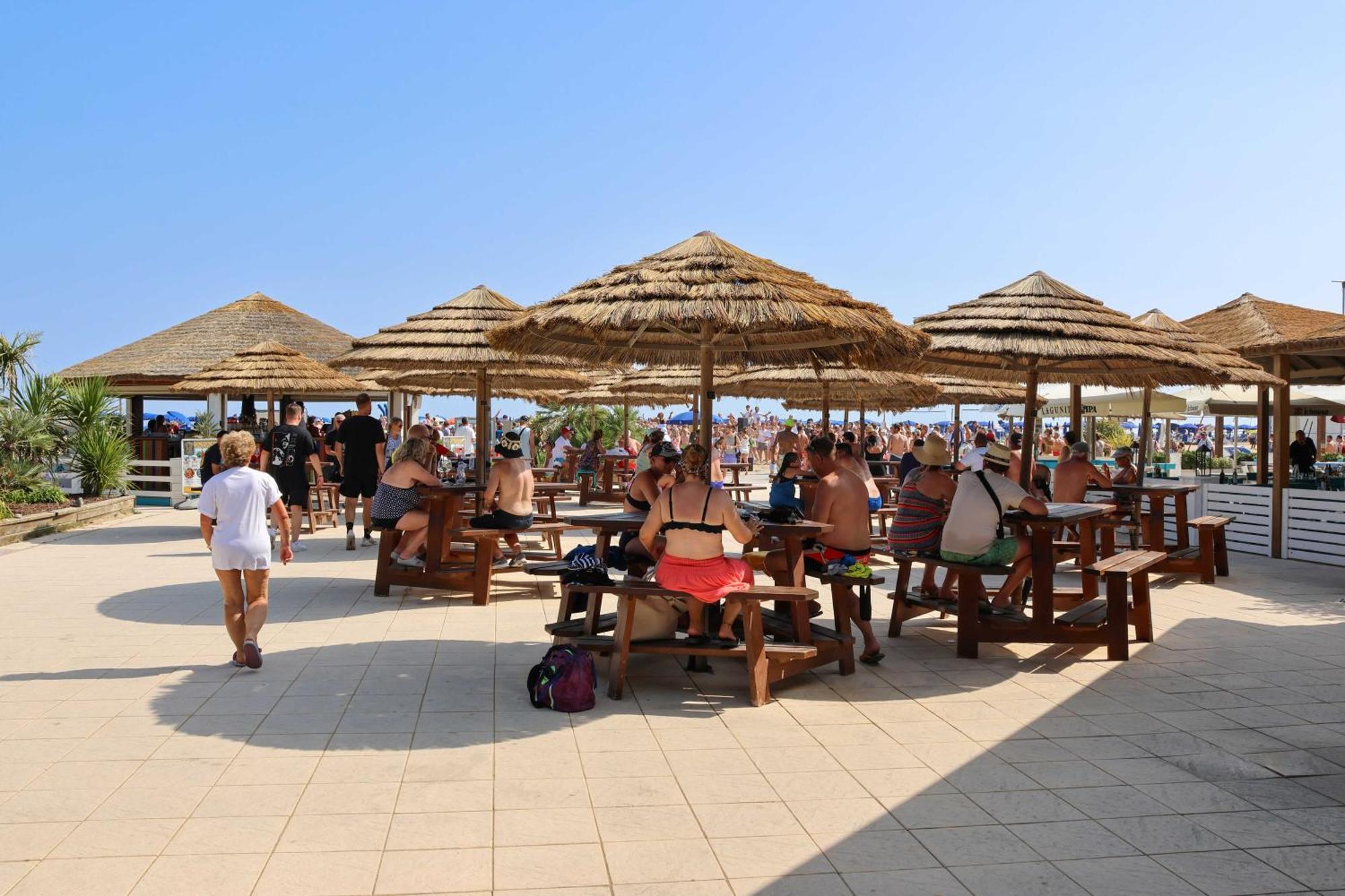Camping Village Capalonga Bibione Exterior photo